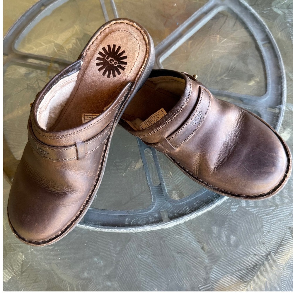UGG Australia Vintage LiviaBrown Leather Shearling Lined Clogs Mules Womens 7